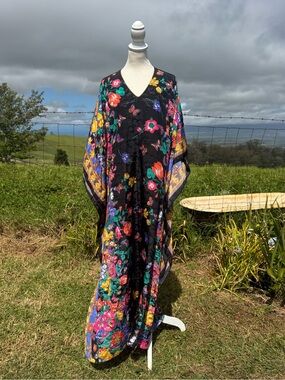 VTG Ruth Norman NY black butterfly floral
long Kaftan Caftan Satin Dress OS